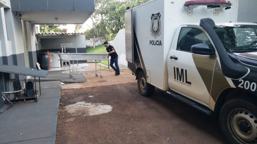 Corpo de homem morto em Santa Tereza chega ao IML de Cascavel
