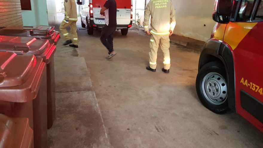 Homem é alvo de golpe de facão após briga