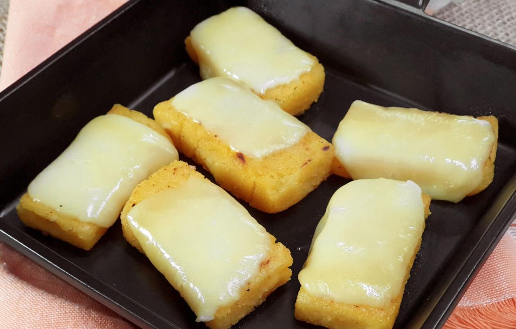 Hoje tem Frango à Caçadora e polenta com queijo no Restaurante Popular; confira o cardápio