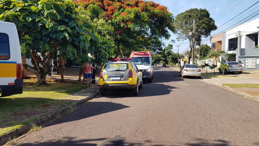Em surto, homem é atendido pelo Samu no Bairro Santa Cruz