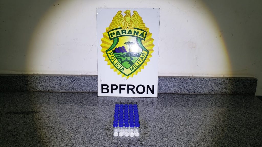 BPFron apreende 40 frascos de Botox em ônibus na BR-277 em Cascavel