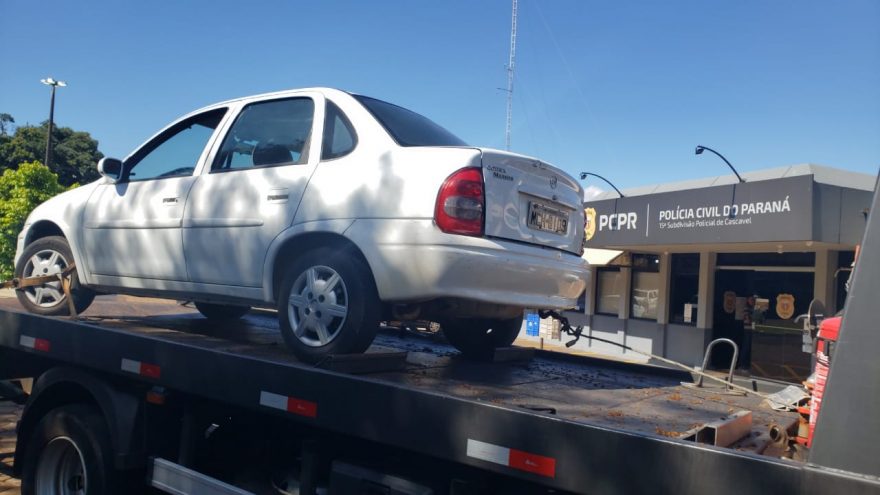Veículo com registro de furto é recuperado no Bairro Santo Onofre