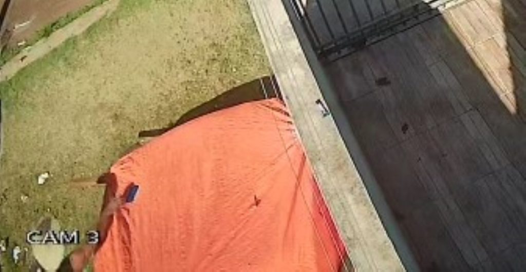 Veja momento em que IPhone 6 é furtado em Cascavel