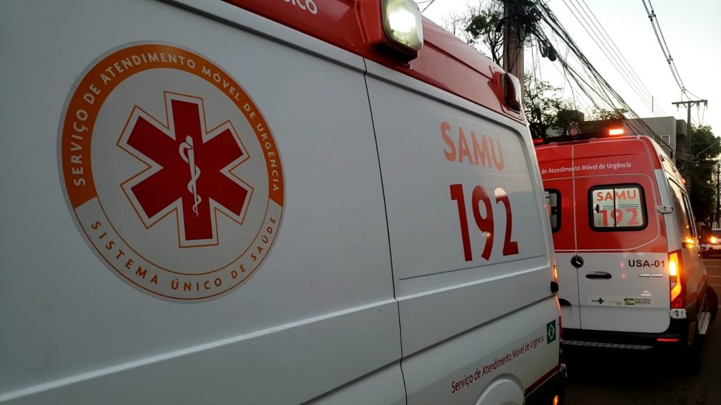 Adolescente apresenta desmaio e é encaminhado com apoio de oxigênio ao hospital