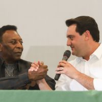Imagem referente a Governador Ratinho Junior lamenta a morte do Rei Pelé