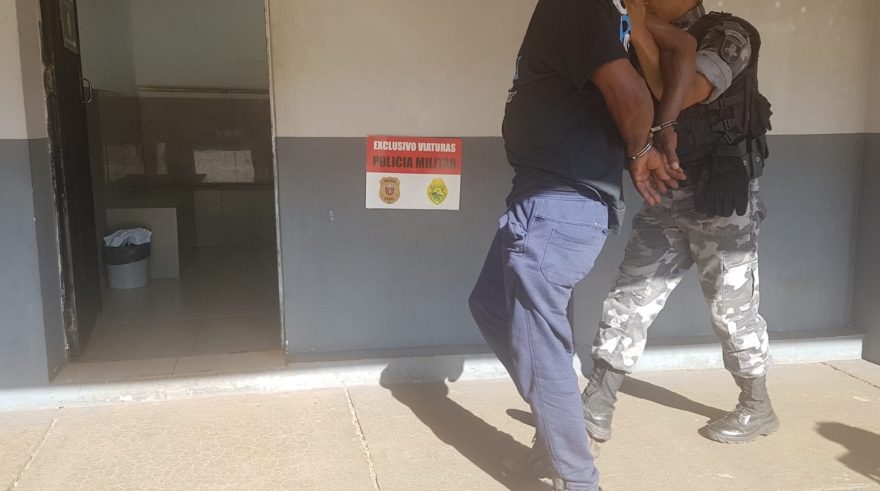 Homem em posse de motocicleta furtada é detido pelo Choque