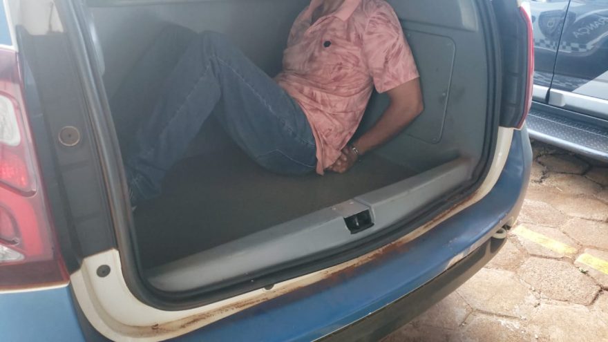 Homem é detido após tentativa de assalto frustrada em sorveteria