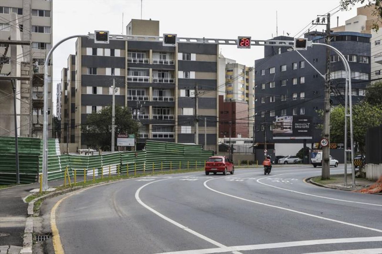 Curitiba – Les binaires et les nouvelles technologies modernisent le trafic à Curitiba