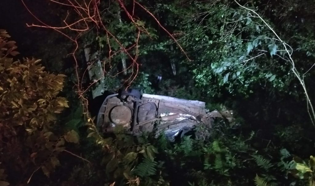 Jovem morre em grave acidente na PR-281 em São João