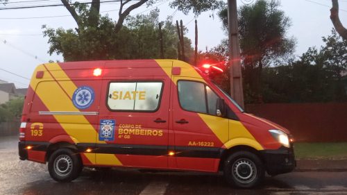 Homem fica ferido após acidente de trânsito no Bairro Alto Alegre