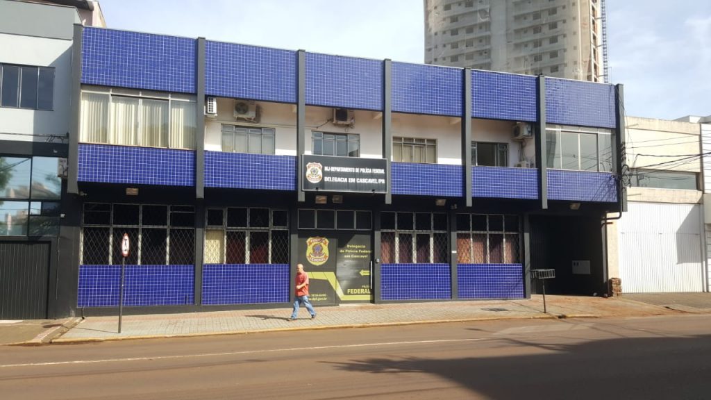 Delegado Marco Smith assume interinamente o comando da Polícia Federal de Cascavel