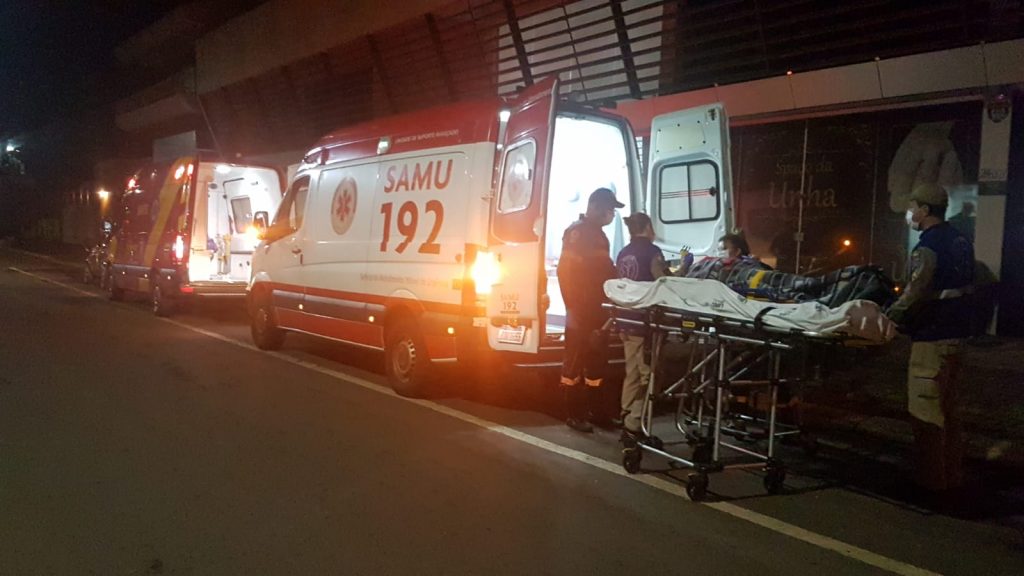 Siate e médico do Samu atendem mulher com princípio de AVC no Parque São Paulo