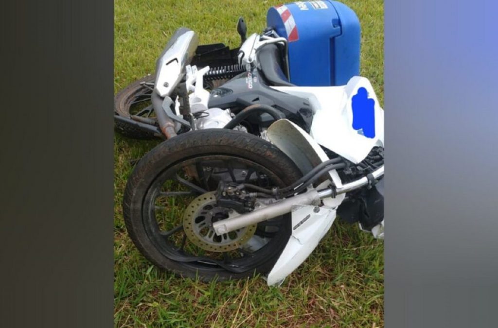 Homem furta moto, se envolve em acidente e é encaminhado em estado grave para o hospital em Francisco Beltrão
