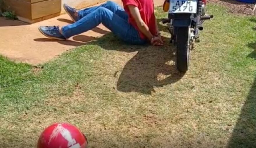 Jovem em posse de motocicleta furtada é detido pela PM