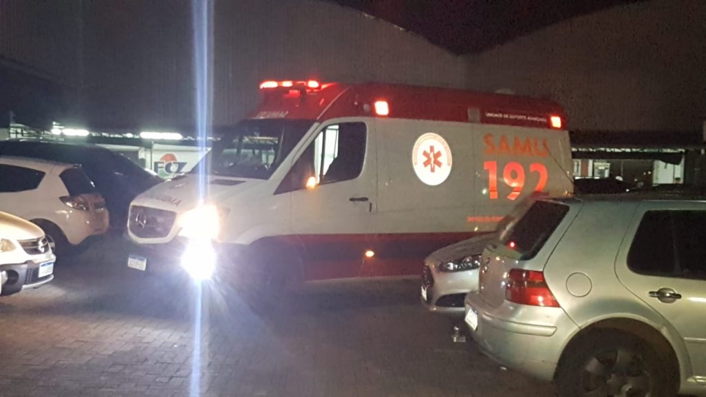 Homem sofre mal súbito e morre em campo de futebol