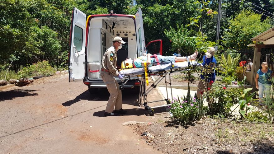 Com corte na cabeça, homem é socorrido pelo Siate no Parque São Paulo
