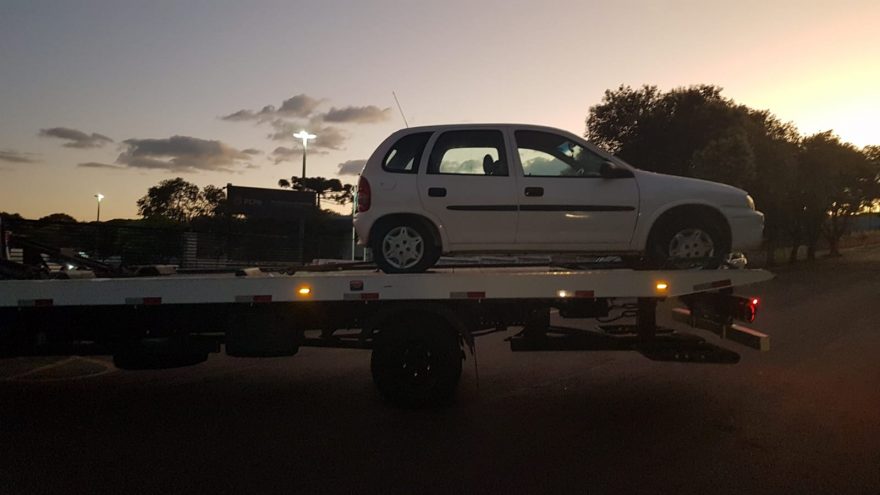 Corsa furtado ontem (05) é recuperado em Cascavel