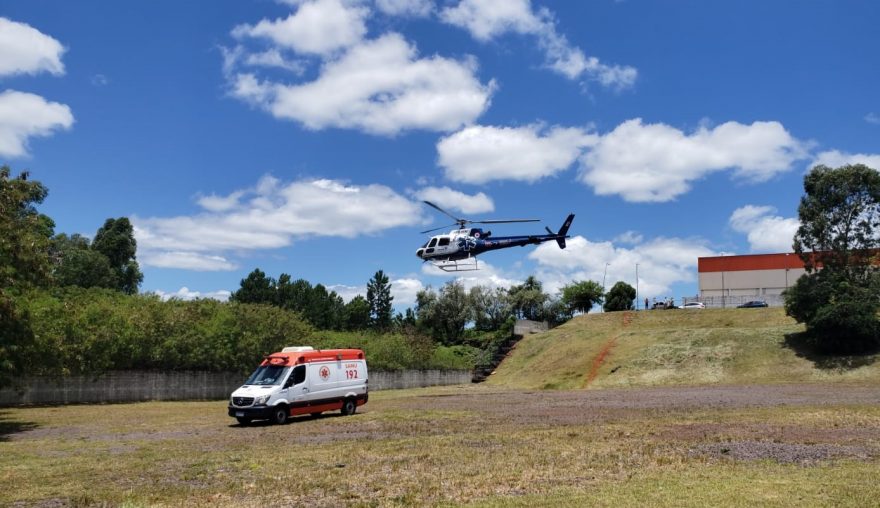 Idosa sofre AVC e é transportada de helicóptero ao HUOP