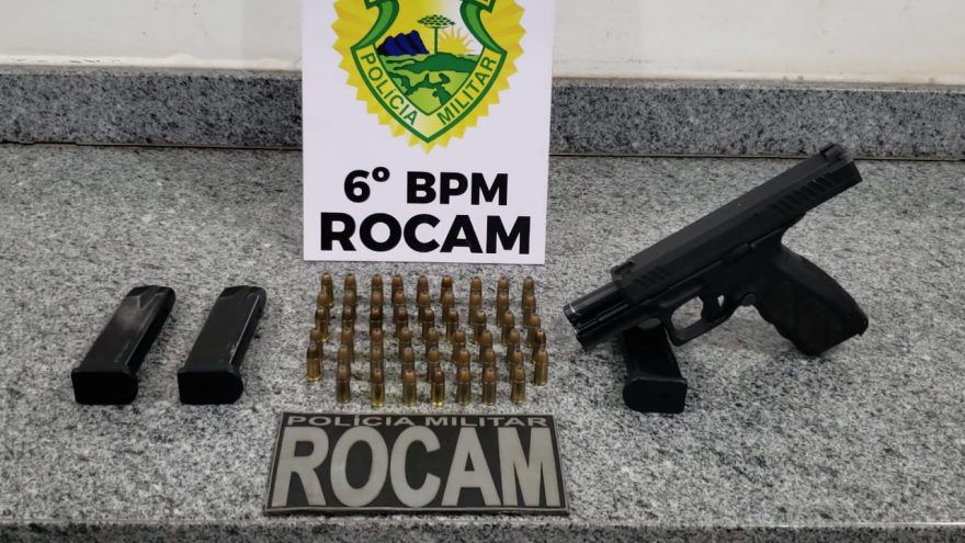 Homem portando arma de fogo é detido no Centro de Cascavel