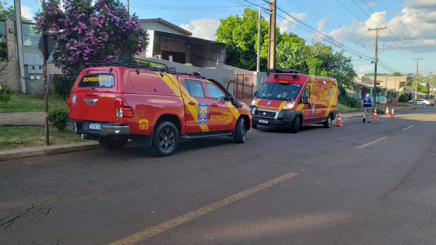 Mãe e filho são socorridos pelo Siate vítimas de agressão na Av. Corbélia