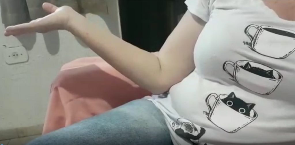 Mãe pede ajuda para filha ter parto cesárea ao invés do normal