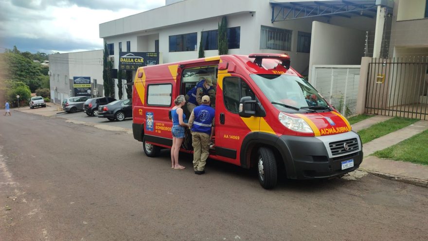 Adolescentes sofrem queda de bike no Bairro Claudete