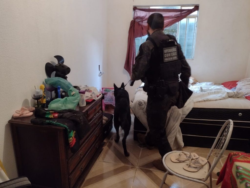 Polícia Civil deflagra operação para investigar homicídio ocorrido em Pontal do Paraná
