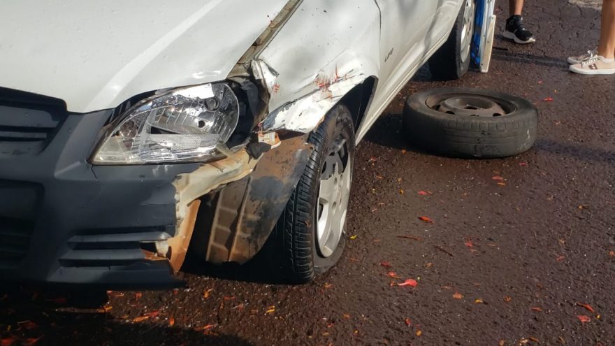 Motociclista fica gravemente ferido após colisão no Cancelli