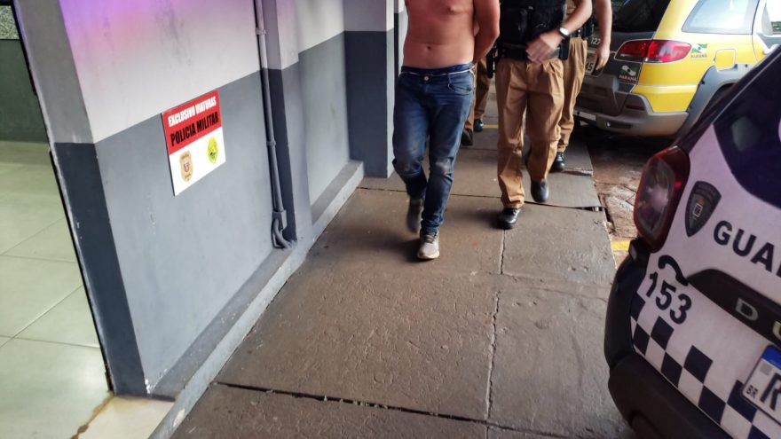 Após se apaixonar, homem quebra boate na BR-277 e é detido pela PM
