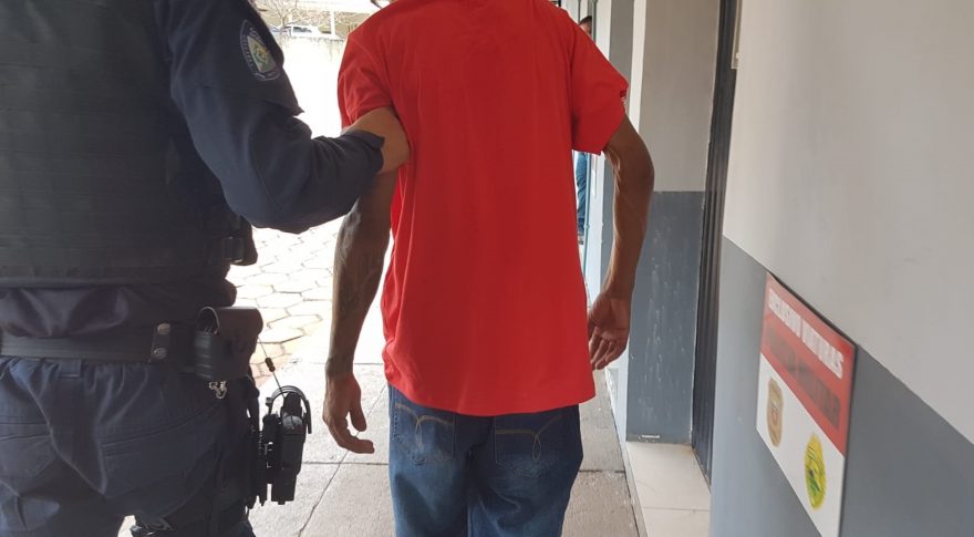 Homem é detido após furto na Loja Havan no Centro de Cascavel