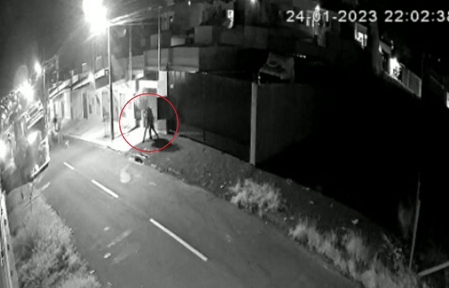 Vídeo mostra confusão em que homem tenta esfaquear vizinho no Florais do Paraná