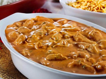 Hoje tem Strogonoff de frango no Restaurante Popular de Cascavel