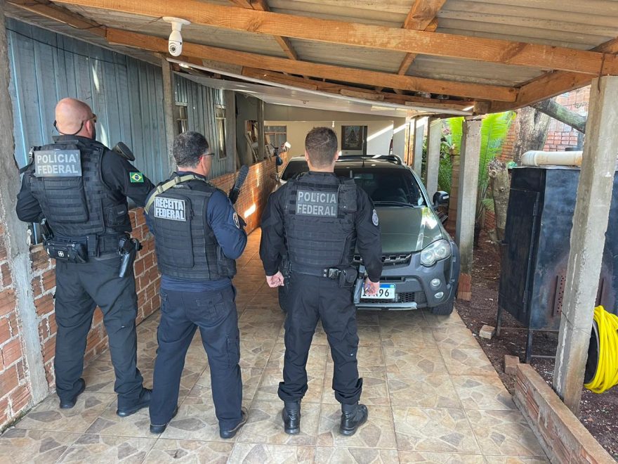 Com monitoramento de drone, Receita e PF localizam contrabandistas no Bairro Cataratas