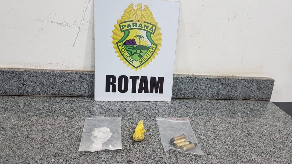 Rotam detém homem com drogas e apreende munições em Santa Tereza do Oeste Rotam detém homem com drogas e apreende munições em Santa Tereza do Oeste