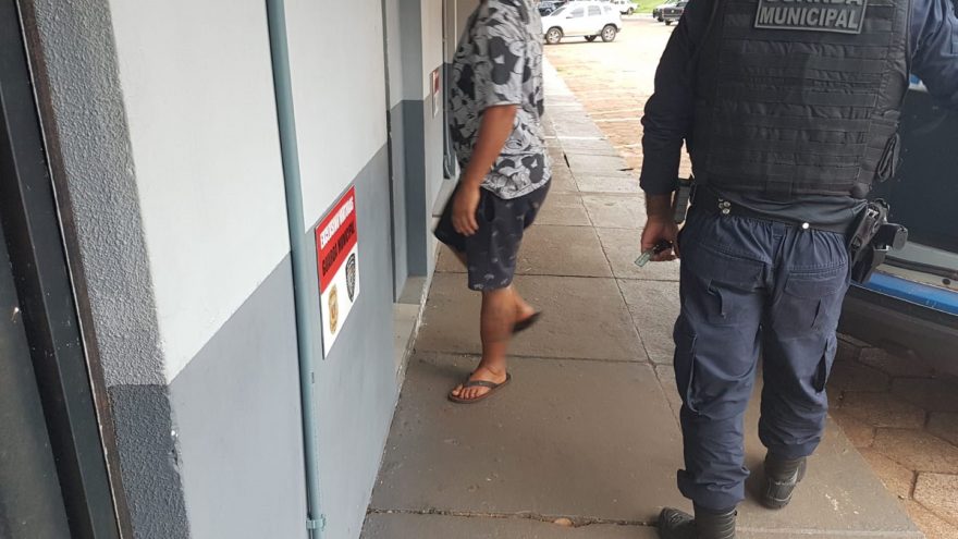 Homem é detido por perturbação do sossego no Bairro Floresta