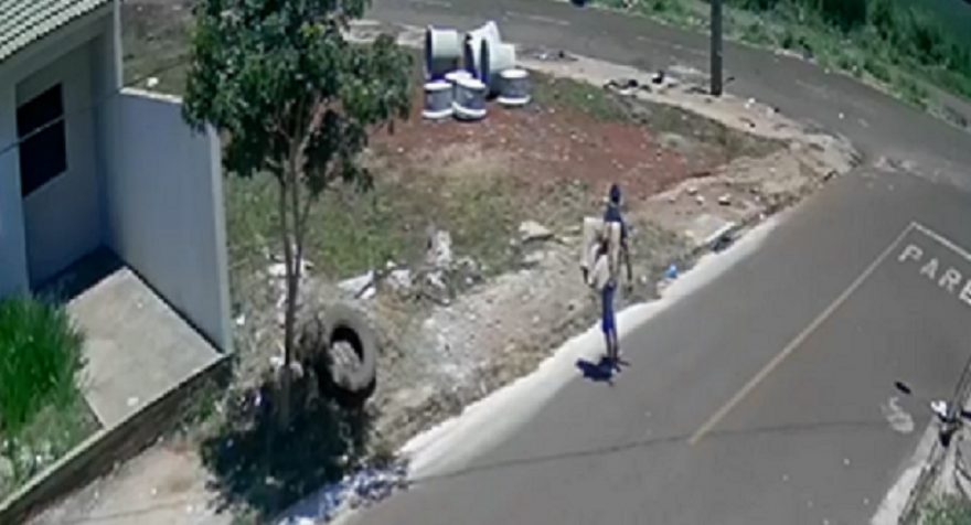 Residência no Interlagos é alvo de furto