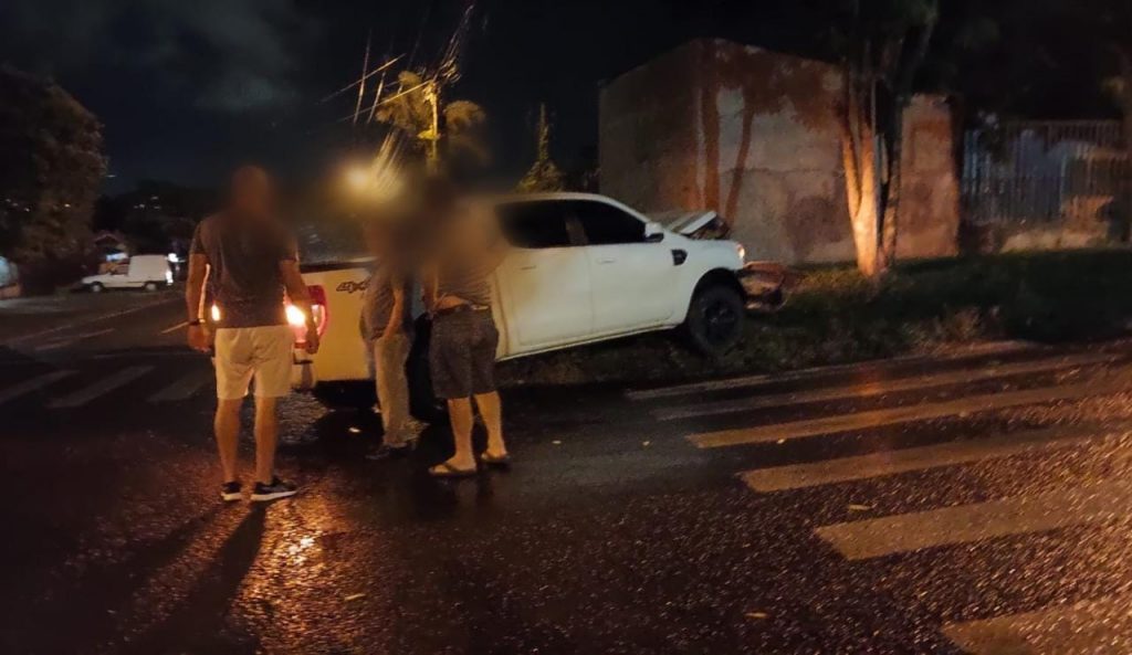 Ranger e BMW colidem no Periolo