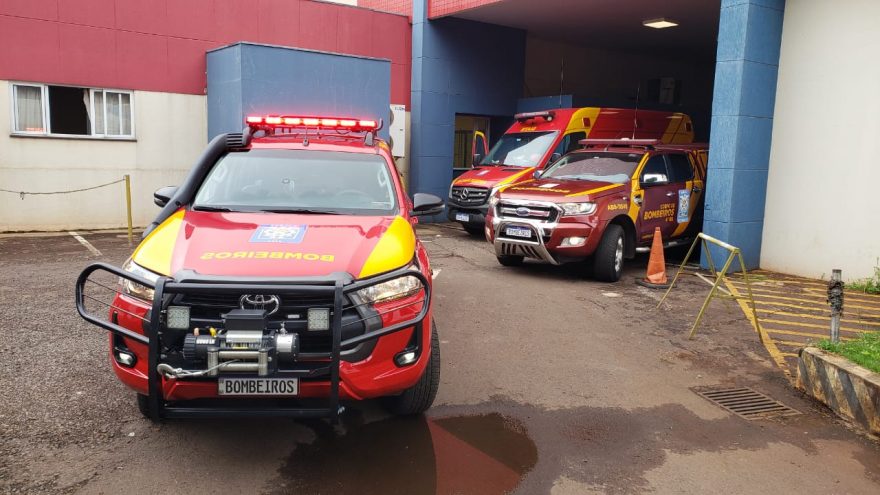 Bombeiros revertem parada cardíaca com massagem e adrenalina