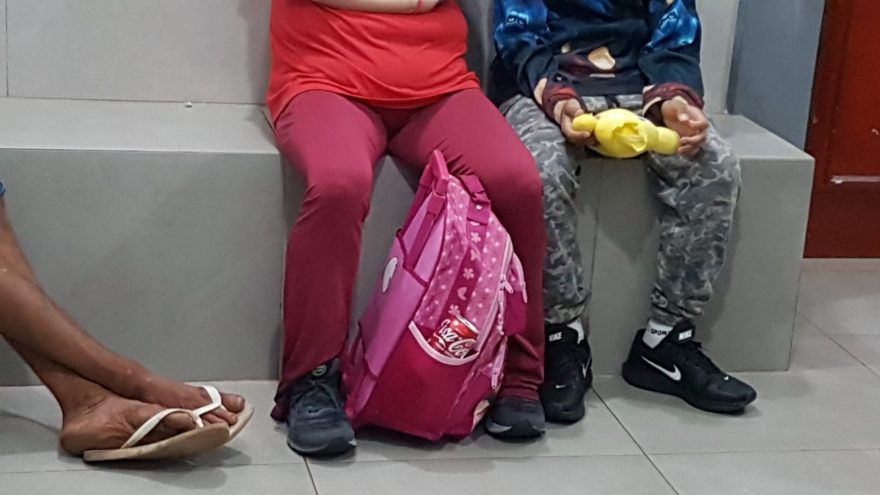 Passageira com filho menor é detida com 35 kg de maconha na bagagem em ônibus na BR-369