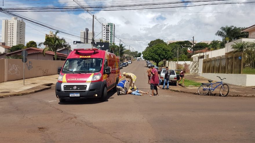Ciclista fica ferido em acidente no Centro