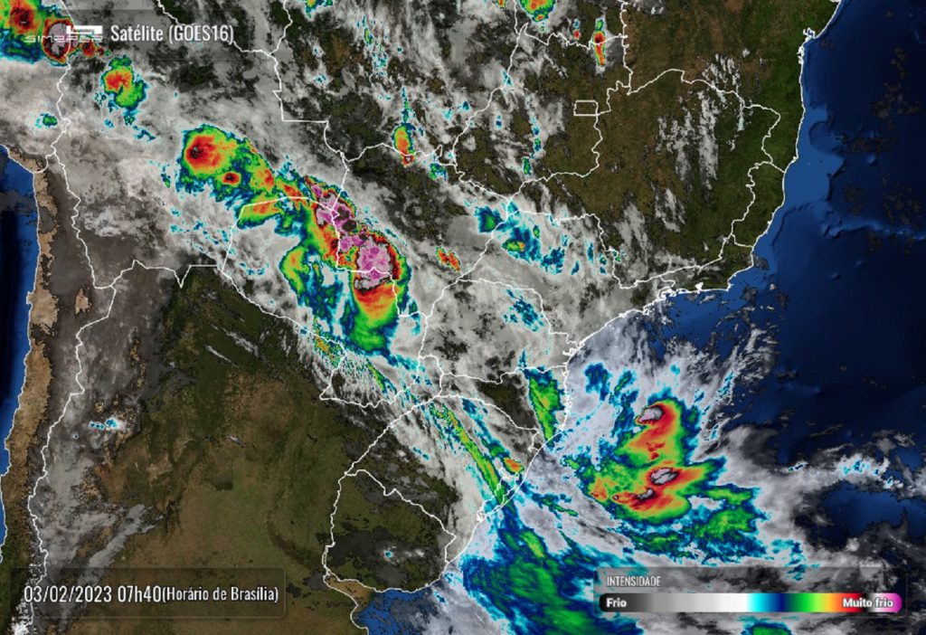 Sextou com previsão de chuva e máxima de 24°C em Cascavel