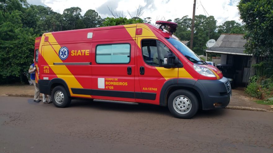 Colisão traseira deixa motociclista ferido no Bairro XIV de Novembro