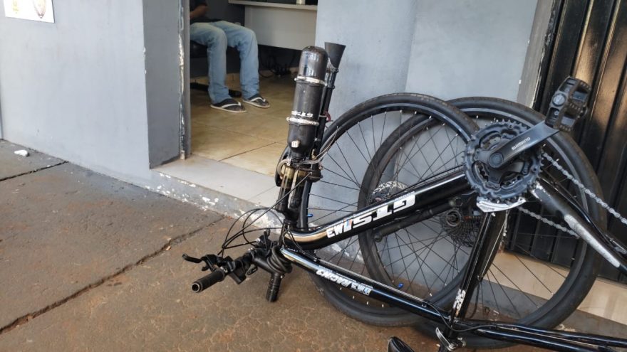 Adolescente é apreendido com drogas e bicicleta furtada no Riviera