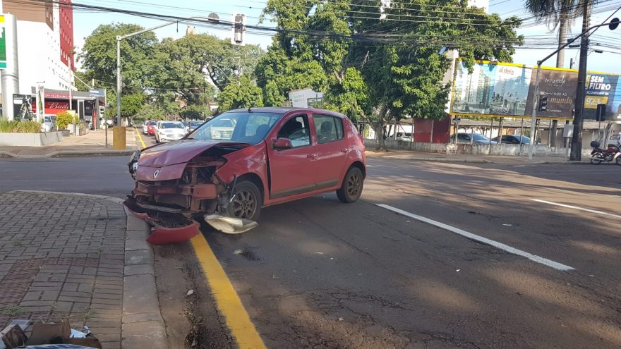 Colisão de trânsito é registrada no Centro