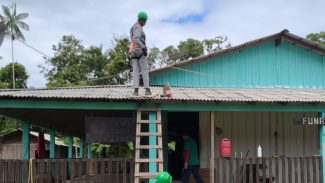 MME instala placas solares em comunidades yanomami em Roraima