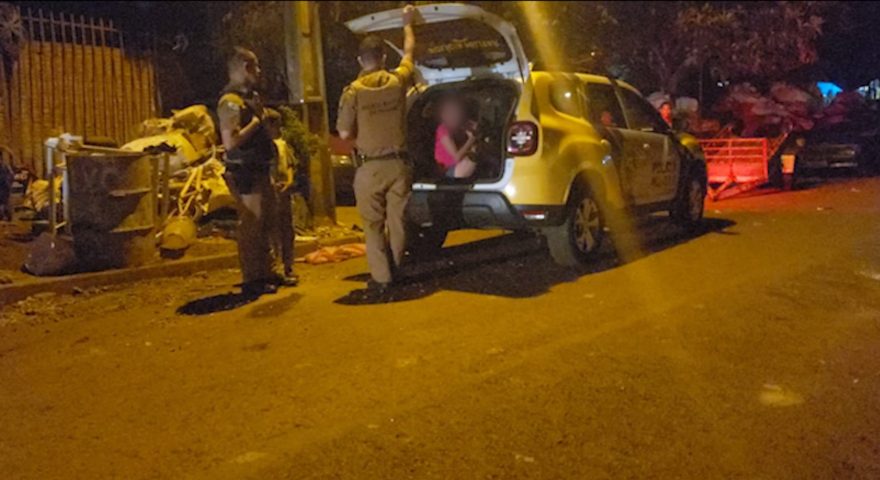 Mãe é detida acusada de espancar a filha adolescente em Cascavel