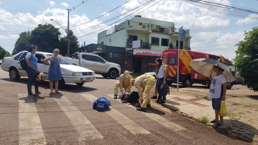 Mulher é jogada contra para-brisas de carro na Rua Xavantes, no Santa Cruz