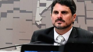 Moraes autoriza devolução de celular do senador Marcos do Val