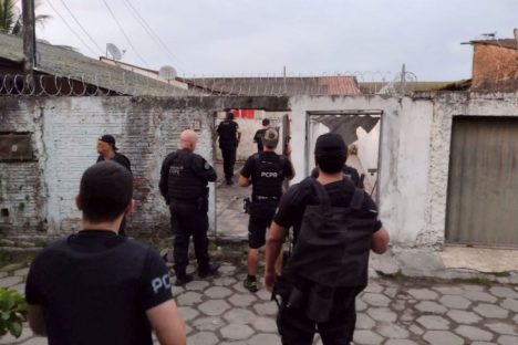 Operação das polícias Civil e Militar em Paranaguá mira grupo ligado a homicídios e tráfico