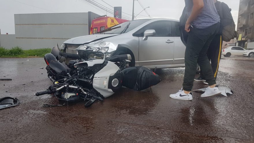 Mais um motociclista fica ferido em um acidente de trânsito em Cascavel